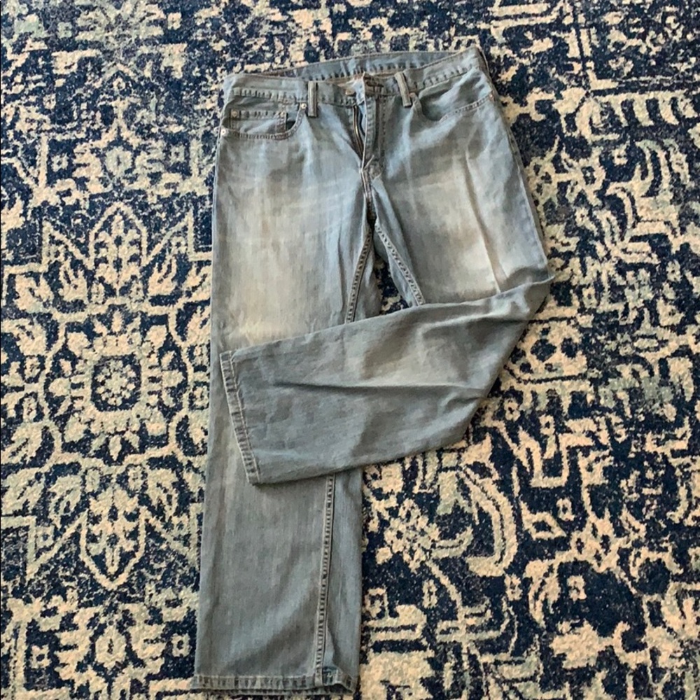 Levi’s - Picture 3 of 4